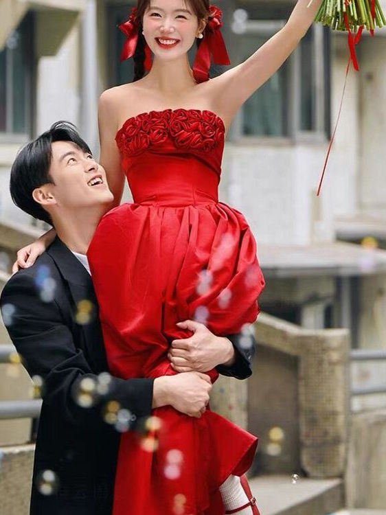 2025 Nowy czerwony strój druhn – Photography Wedding recenzja i cena